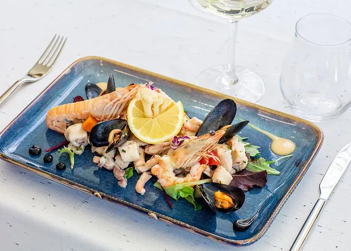 The One - & Hotel 5*