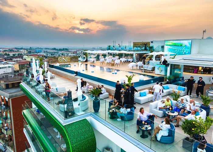 Hotel The One - & 5*